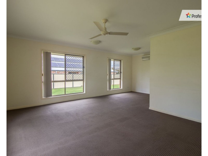 18 Sweet Myrtle Court, Flagstone QLD 4280