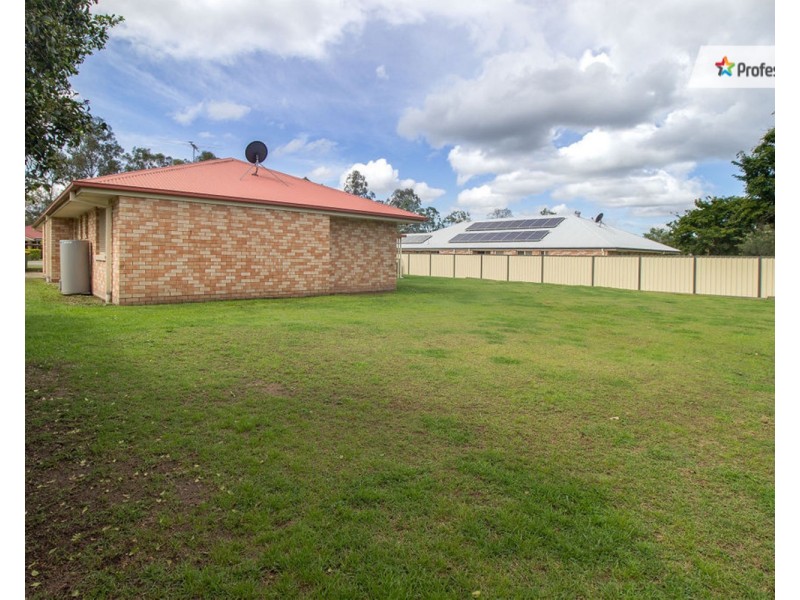 18 Sweet Myrtle Court, Flagstone QLD 4280