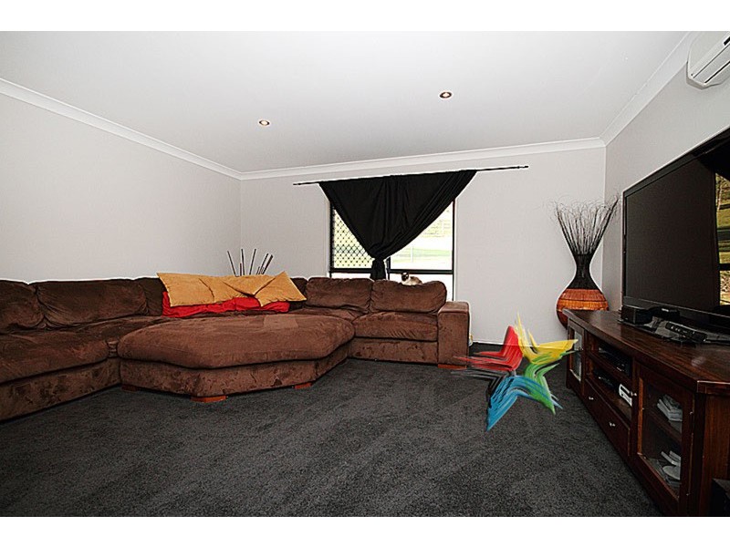 6 Lady Penryhn Court, Mundoolun QLD 4285