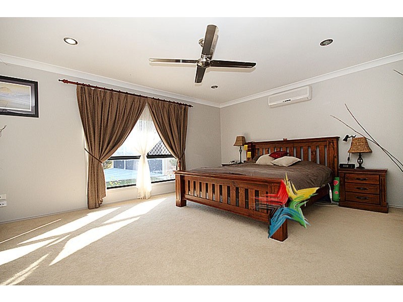 6 Lady Penryhn Court, Mundoolun QLD 4285