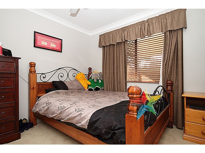 6 Lady Penryhn Court, Mundoolun QLD 4285