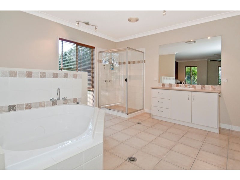 39 Macadamia Court, Jimboomba QLD 4280