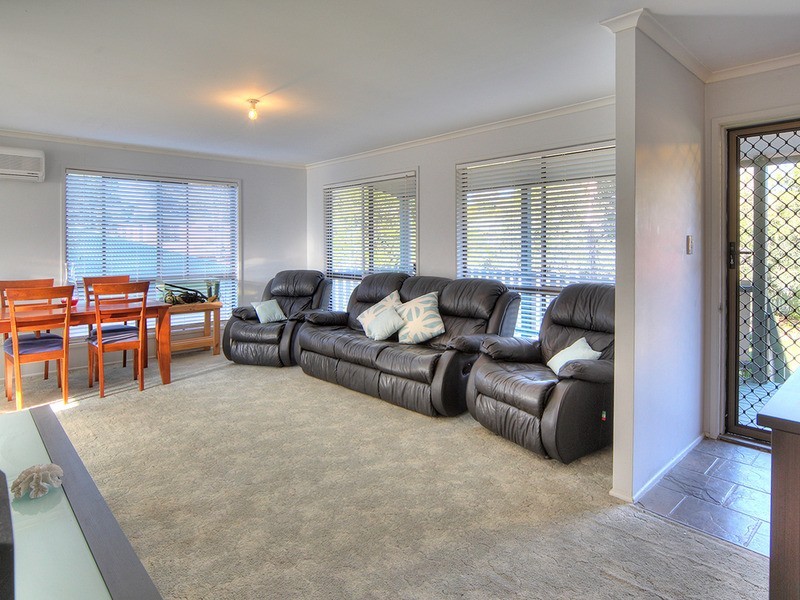 30  Queen  Street, Jimboomba QLD 4280