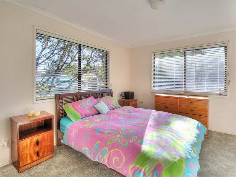 30  Queen  Street, Jimboomba QLD 4280