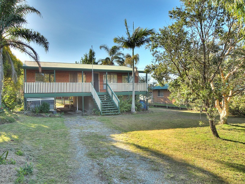 30  Queen  Street, Jimboomba QLD 4280