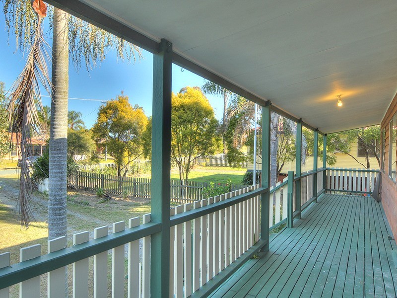 30  Queen  Street, Jimboomba QLD 4280