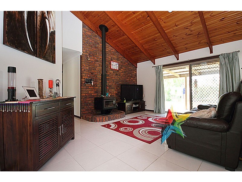 85-87 Bamboo Drive, Cedar Vale QLD 4285