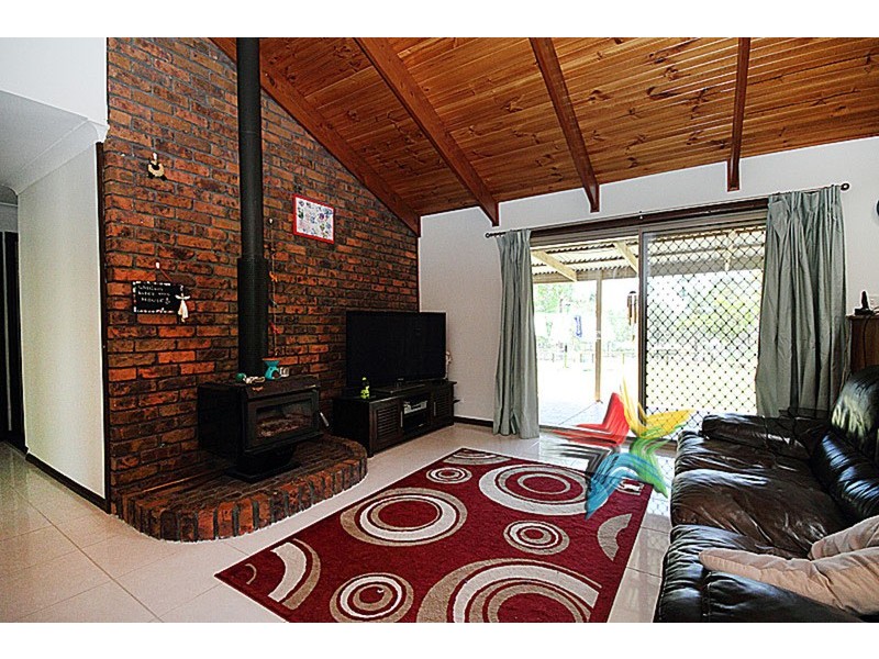 85-87 Bamboo Drive, Cedar Vale QLD 4285