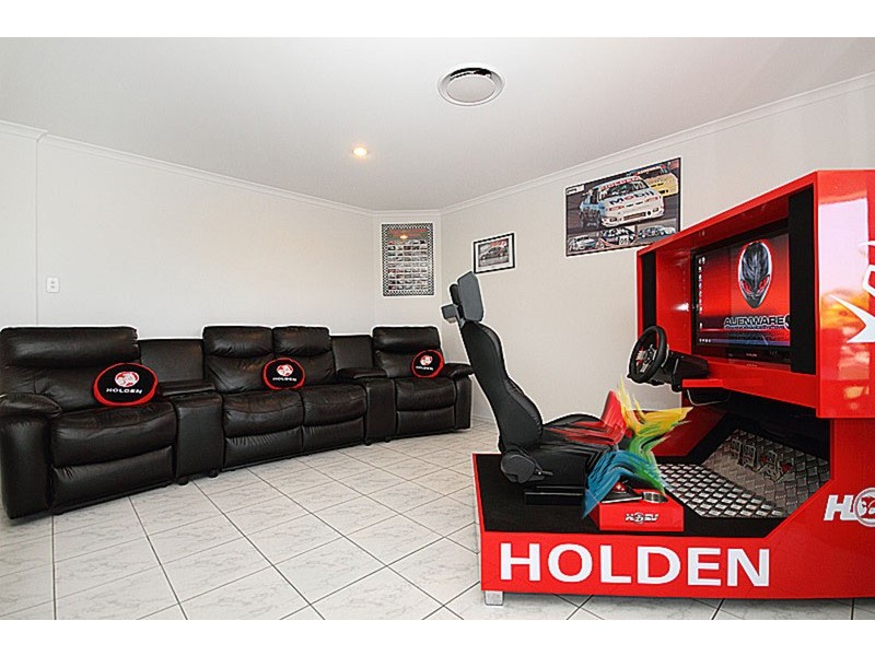 8 Gumview Court, Jimboomba QLD 4280