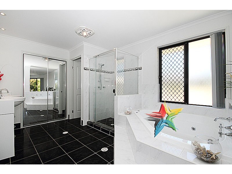 8 Gumview Court, Jimboomba QLD 4280