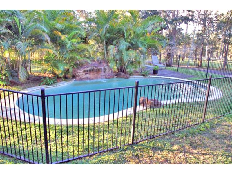 96-110 Hives Road, North Maclean QLD 4280