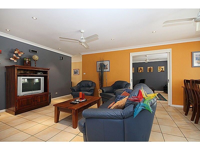 21 Amanda Court, Jimboomba QLD 4280