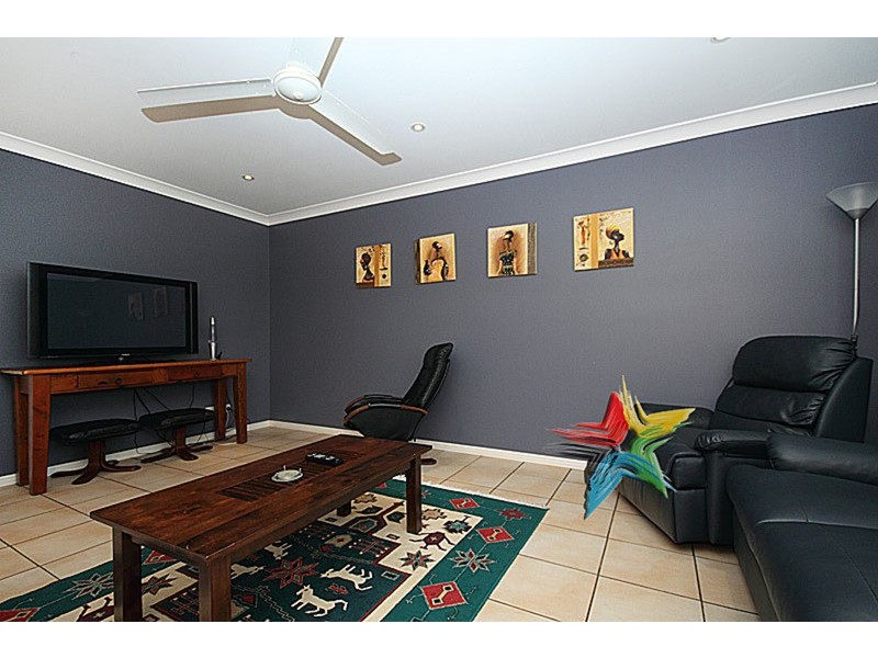 21 Amanda Court, Jimboomba QLD 4280