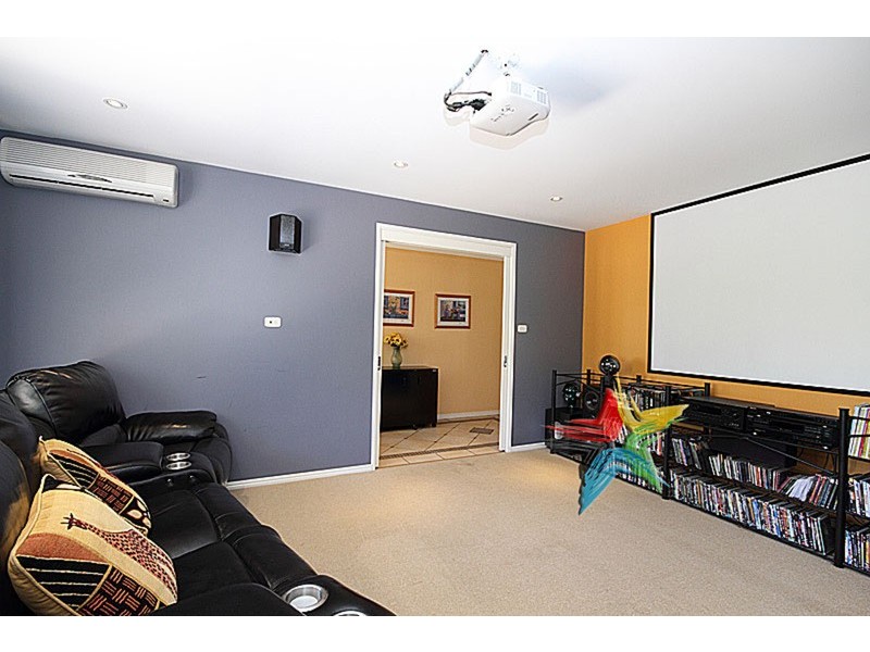 21 Amanda Court, Jimboomba QLD 4280