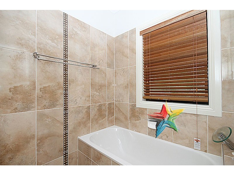 78 Michelle Drive, Cedar Grove QLD 4285