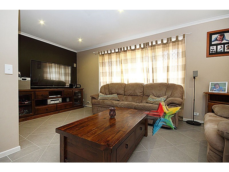 16 Bell Street, Jimboomba QLD 4280