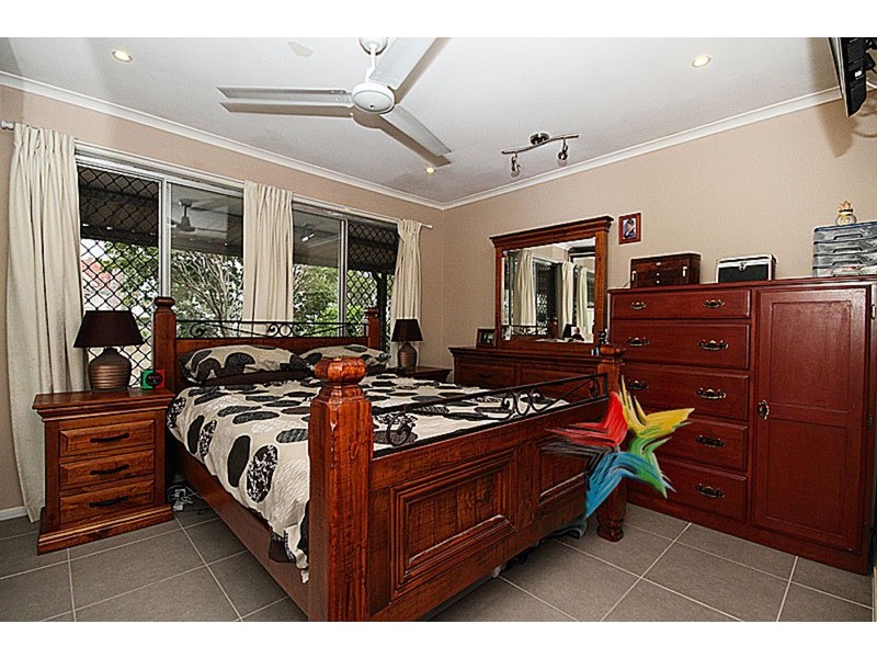 16 Bell Street, Jimboomba QLD 4280