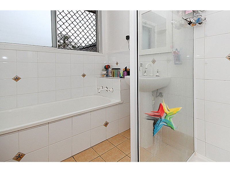16 Bell Street, Jimboomba QLD 4280