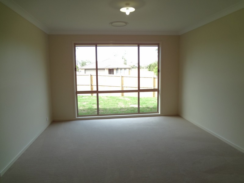 25 Creekside Crescent, Jimboomba QLD 4280