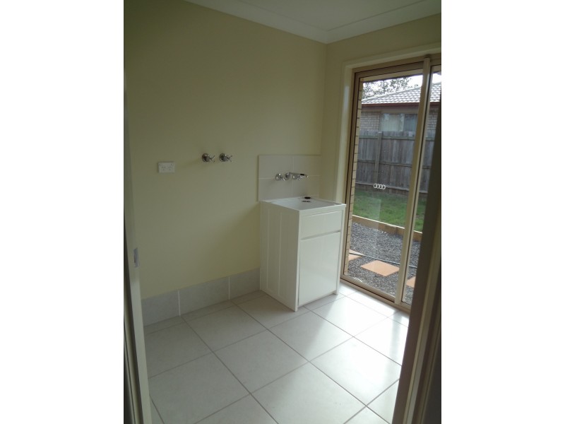 25 Creekside Crescent, Jimboomba QLD 4280