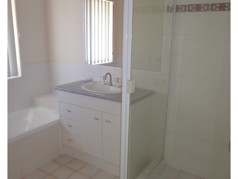 7 Pale Oak Court, Jimboomba QLD 4280