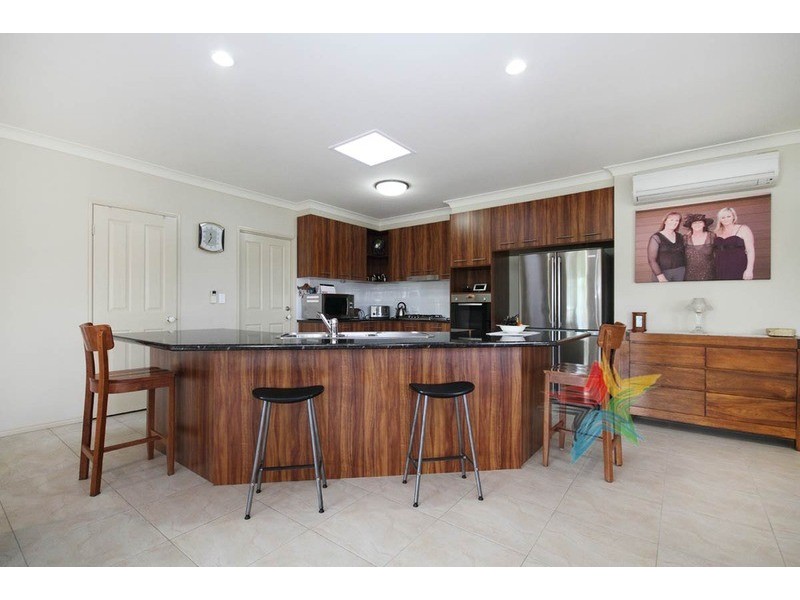 6 Cranbourne Drive, Jimboomba QLD 4280