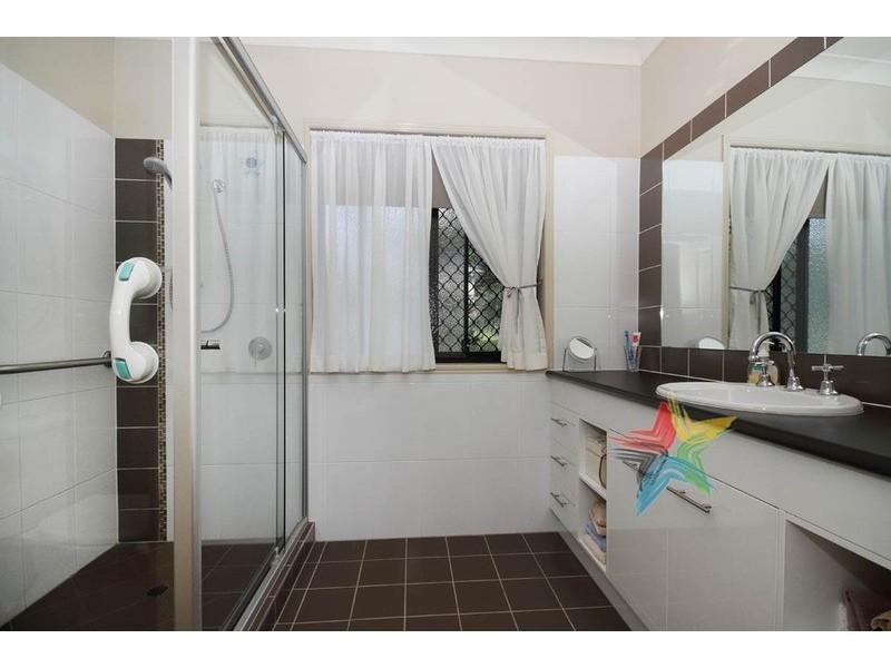 6 Cranbourne Drive, Jimboomba QLD 4280