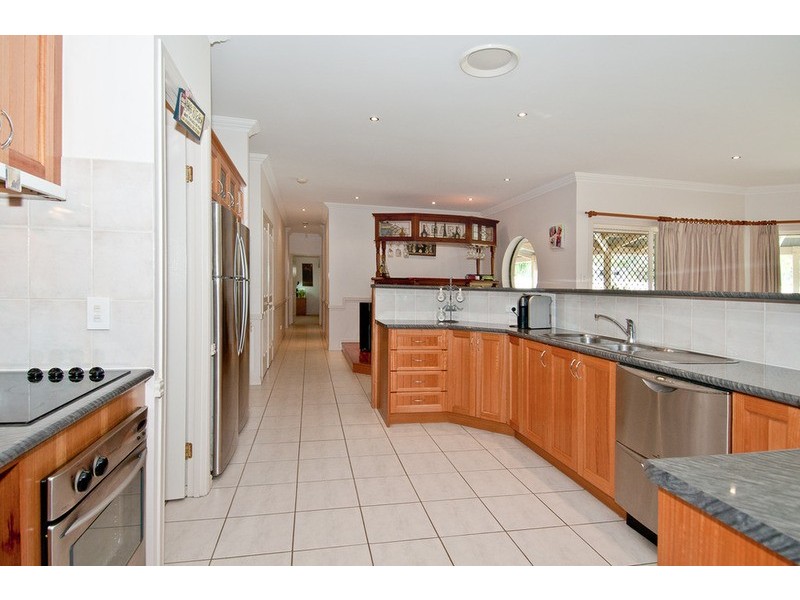 28 Holyman Court, Jimboomba QLD 4280