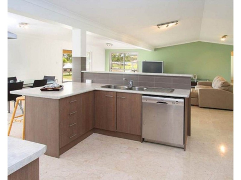 8-12 Alannon Place, Jimboomba QLD 4280