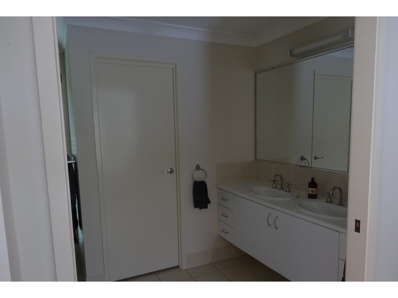 73-79 Egret Court, Jimboomba QLD 4280