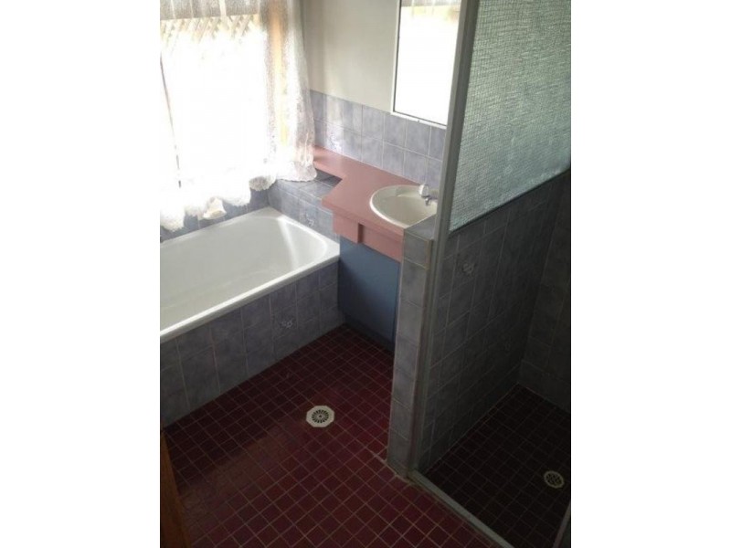 18 Bell Street, Jimboomba QLD 4280