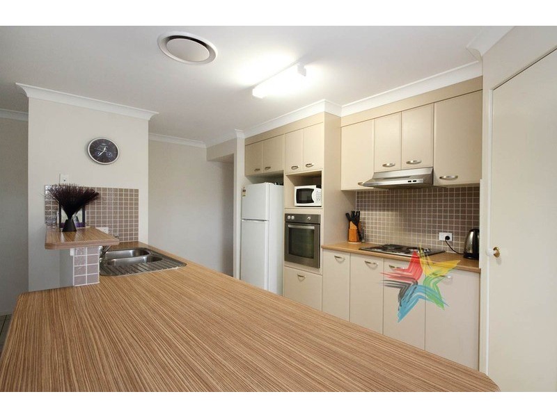 2 Hilltop Crescent, Jimboomba QLD 4280