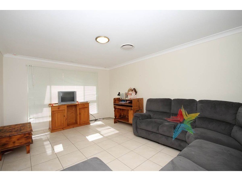 2 Hilltop Crescent, Jimboomba QLD 4280