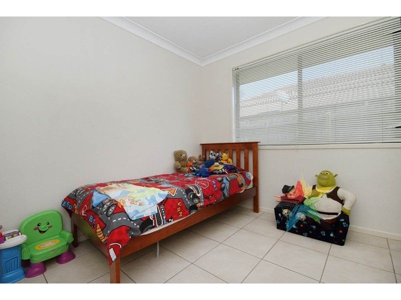 2 Hilltop Crescent, Jimboomba QLD 4280