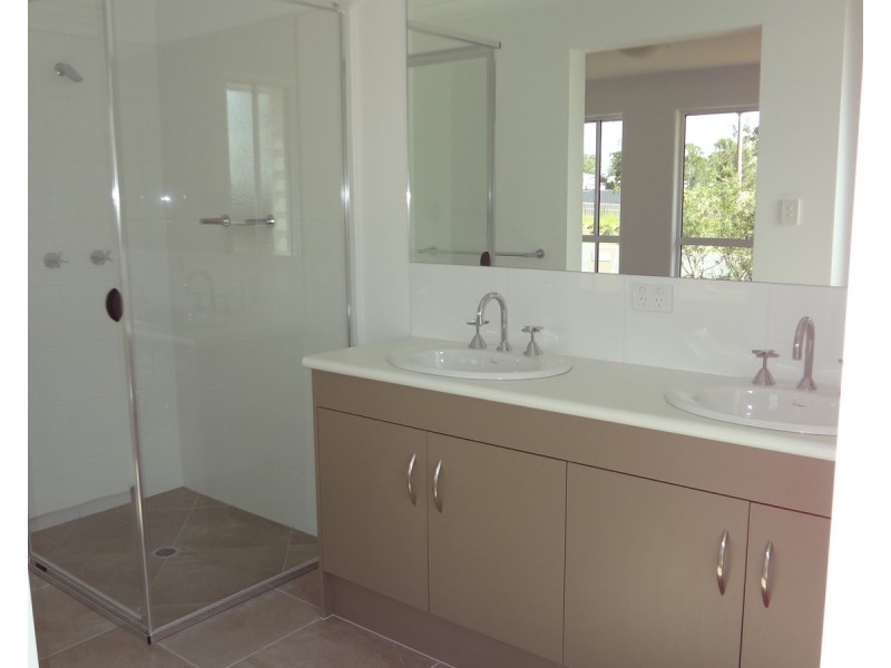 5 Grove Place, Jimboomba QLD 4280