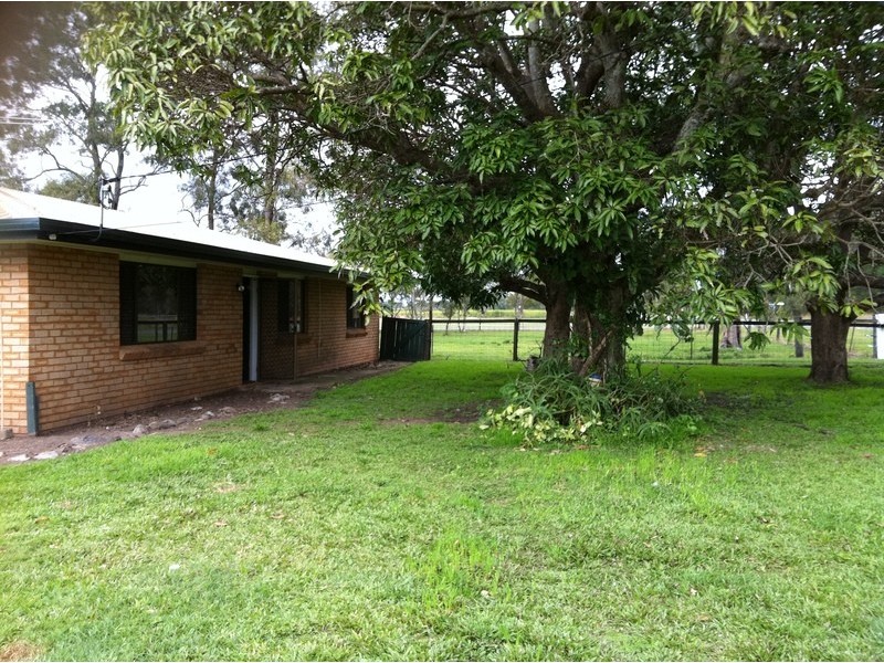 110 Alberton Road, Alberton QLD 4207