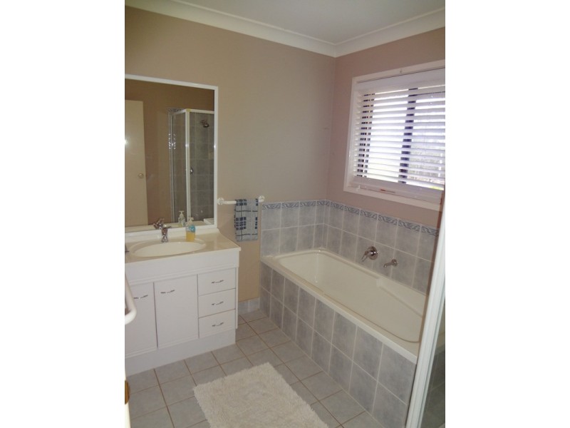 South Maclean QLD 4280