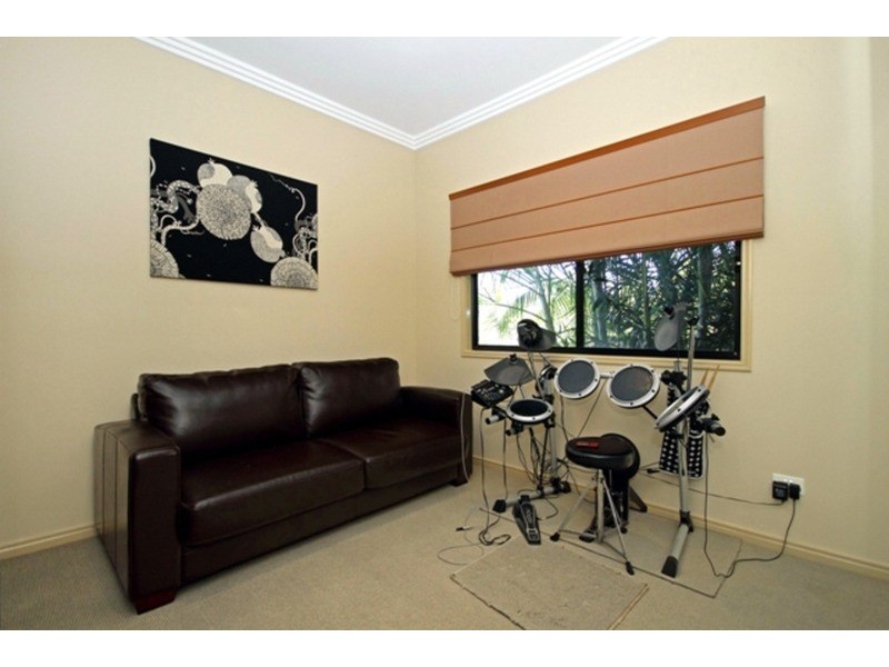 130-132 Anne Collins Crescent, Mundoolun QLD 4285