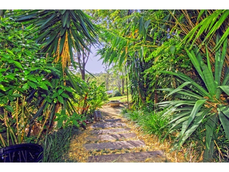 130-132 Anne Collins Crescent, Mundoolun QLD 4285