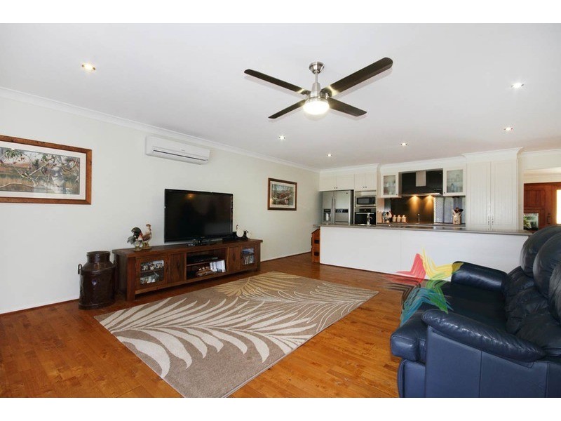 37-39 Borrowdale Court, Mundoolun QLD 4285