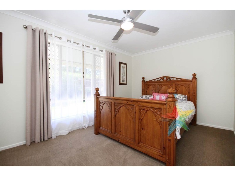 37-39 Borrowdale Court, Mundoolun QLD 4285