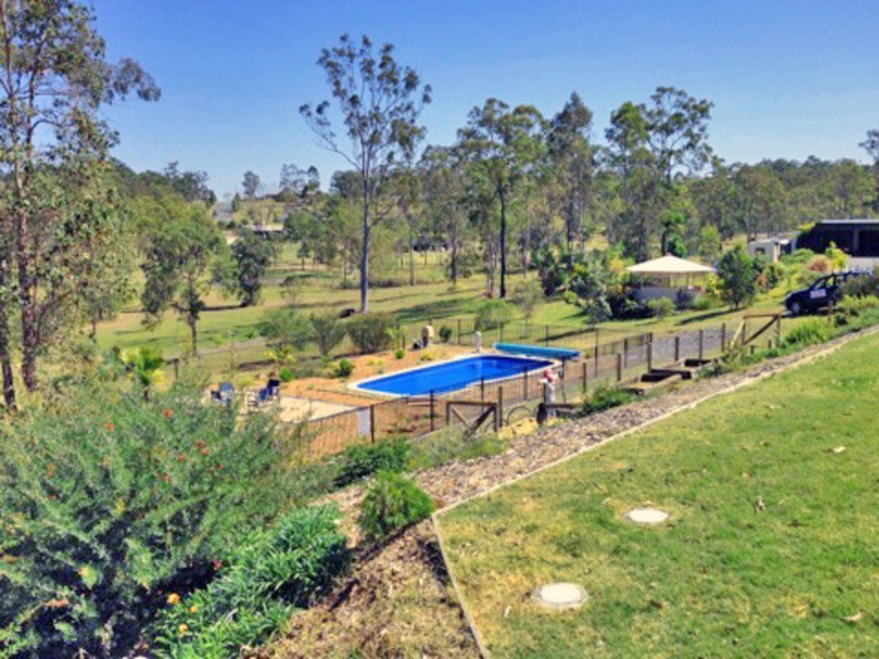37-39 Borrowdale Court, Mundoolun QLD 4285