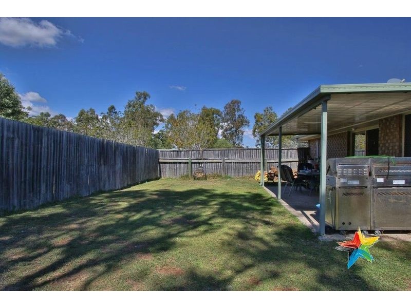 15 Golden Penda Drive, Jimboomba QLD 4280