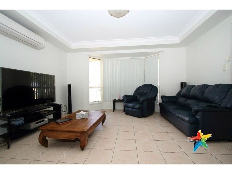 15 Golden Penda Drive, Jimboomba QLD 4280