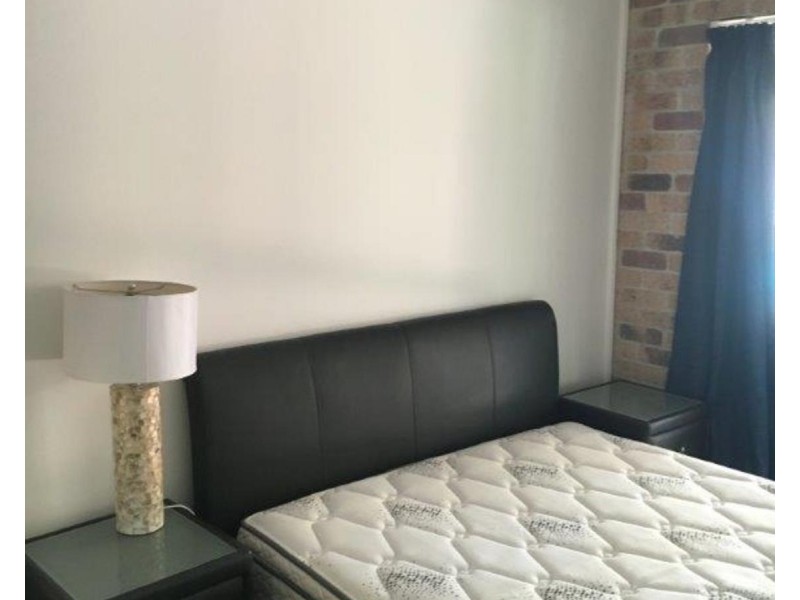 11 East Street, Jimboomba QLD 4280