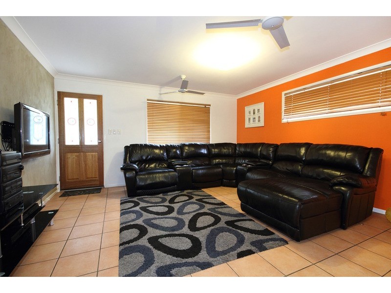 70-72 Michelle Drive, Cedar Grove QLD 4285