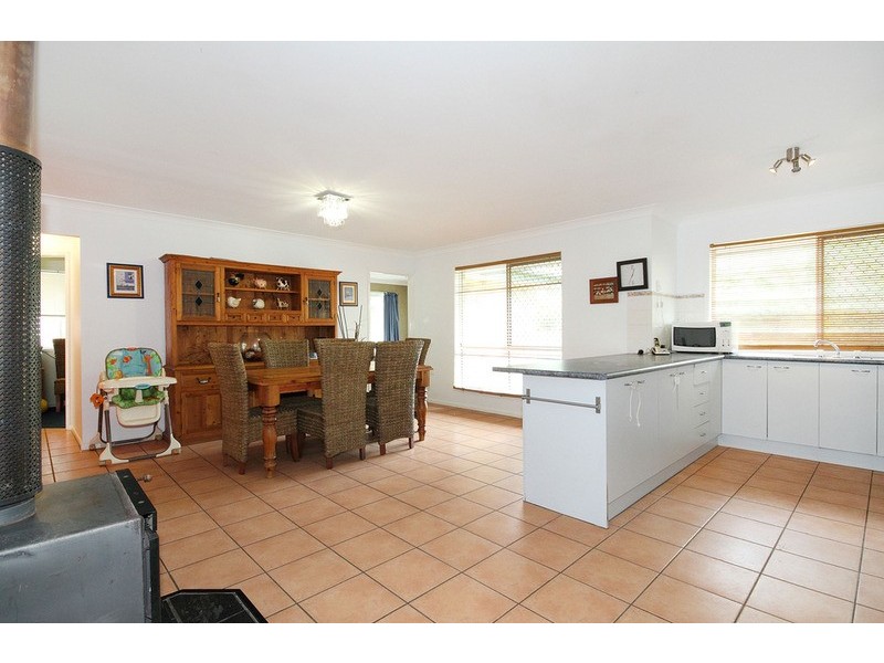 70-72 Michelle Drive, Cedar Grove QLD 4285