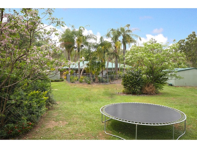 70-72 Michelle Drive, Cedar Grove QLD 4285