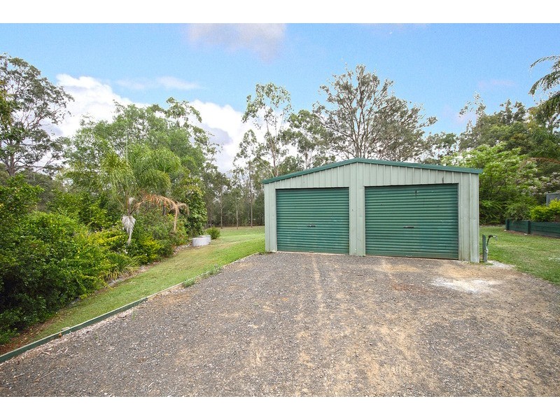 70-72 Michelle Drive, Cedar Grove QLD 4285
