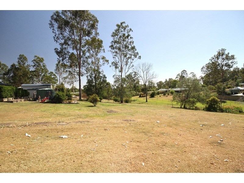 38-40 Norfolk Drive, Cedar Vale QLD 4285